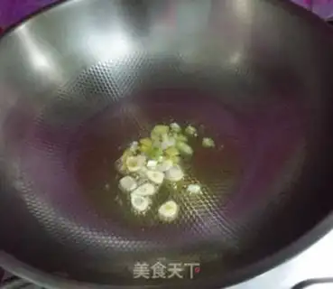 Make Spicy pots of tea and mushrooms step 7