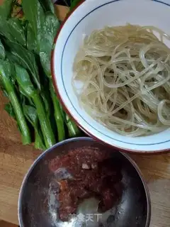 Make The meatloaf is made of red potatoes step 1