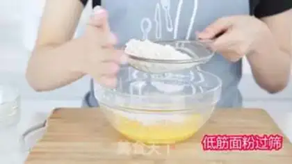 Make The lazy one who makes cake step 2