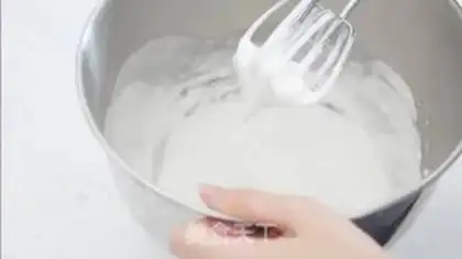 Make The lazy one who makes cake step 3