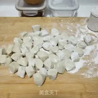 Make Pork dumplings step 3
