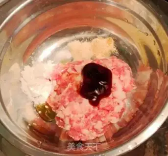Make Hand-cracker meatloaf step 2