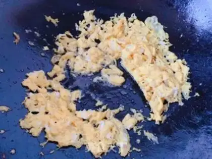 Make Cream eggs step 1