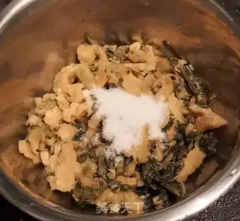 Make Hand-cracker meatloaf step 3