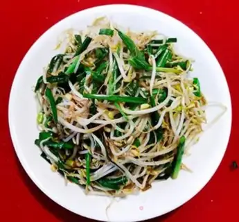 Make Soccer bean sprouts step 4