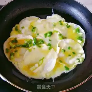 Make A dumpling omelet step 3