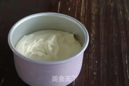 Make Strawberry cake step 8