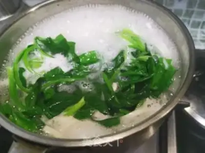 Make Soy sauce, veggie noodles step 13
