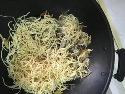 Make Crabs boiled silk step 6