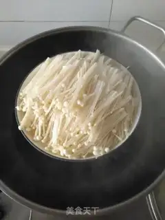Make Onion oil step 4