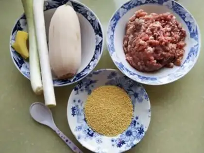 Make Yellow rice pellets step 0