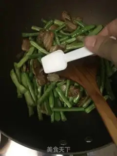 Make Five flowers and four beans step 5