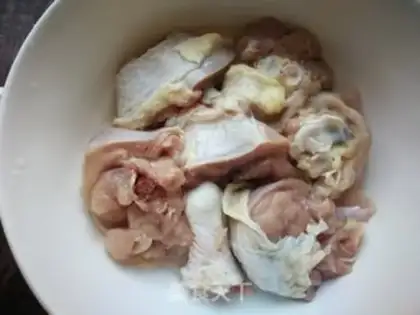 Make Chicken leg soup step 2