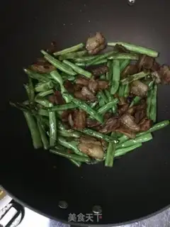 Make Five flowers and four beans step 6