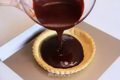 Make Dirty chocolate pie step 8