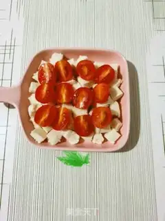 Make Milk and fruit pizza step 3