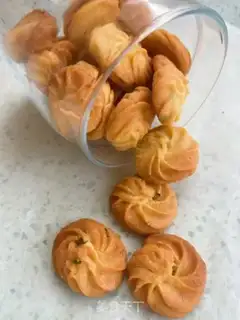 Make Onion cookies step 10