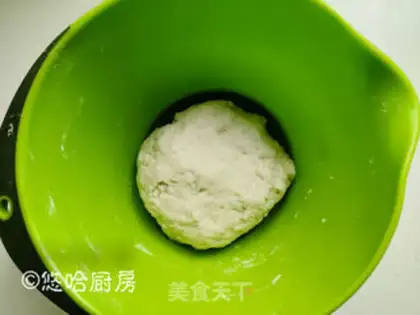 Make Four-Girl dumplings step 1