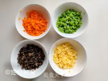 Make Four-Girl dumplings step 2