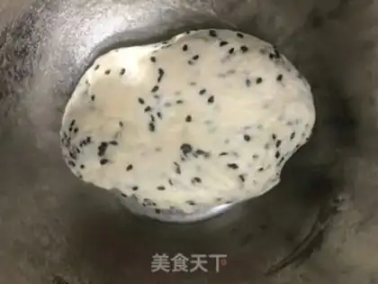 Make Black Sesame Soda Biscuits step 5