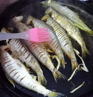 Make Fried salmon step 3
