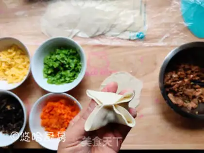 Make Four-Girl dumplings step 7