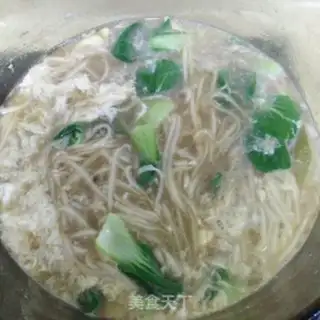 Make Soy sauce and noodles step 4