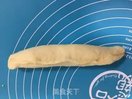 Make Chinese pinetail toast step 9