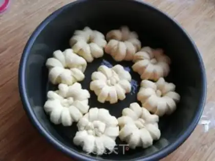 Make The yogurt hand tore bread step 11