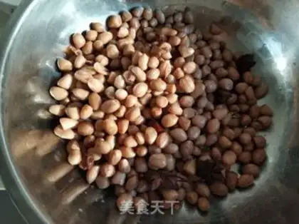 Make Celery with peanuts step 2