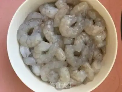 Make Shrimp egg dumplings step 1