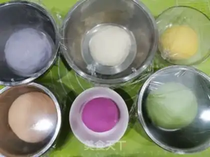 Make Fancy buns step 2