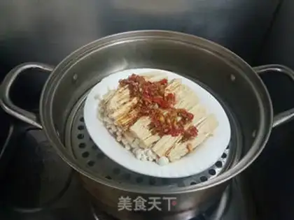 Make Golden mushrooms steaming bamboo step 6