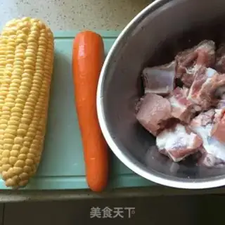 Make Carrot corn ribs soup step 0