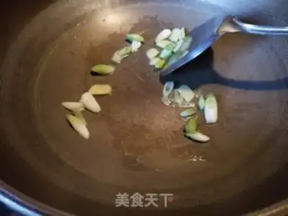 Make Shrimp skin and radish step 3
