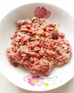Make Roach and beef step 1