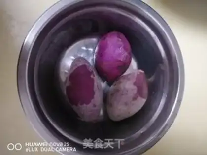 Make Purple banana rolls step 0
