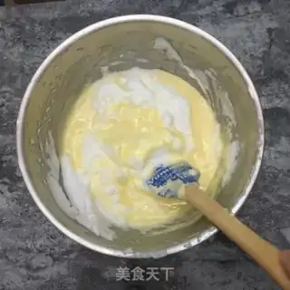 Make Orange cake roll step 4
