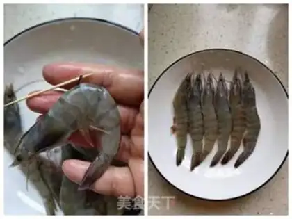 Make Shrimp gravy, bean curd seafood step 0