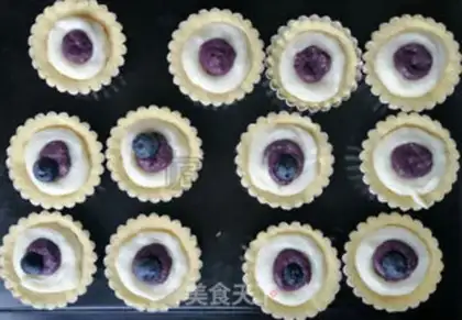 Make Blueberry Mountain step 12