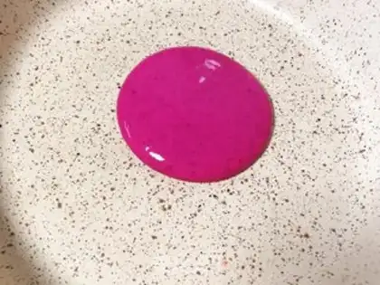 Make Flamingo muffins step 5