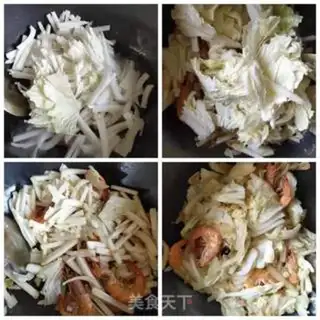Make Shrimp gravy, bean curd seafood step 5