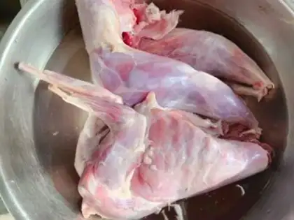 Make Rabbit stew step 0