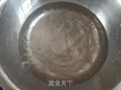 Make Soybean sprouts step 0