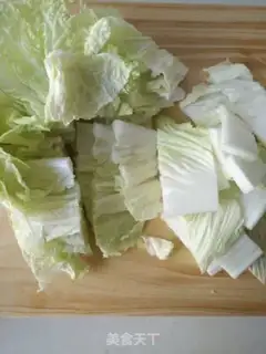 Make Noodles and pork stew step 2