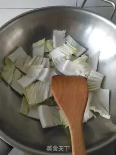 Make Noodles and pork stew step 4