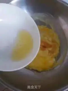 Make Garlic ham and eggs step 3