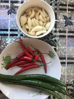 Make A fan of garlic shrimp step 1