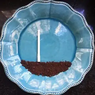 Make The red flag floats step 4