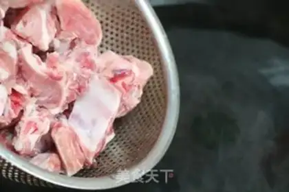 Make Mountain medicine and bone soup step 1